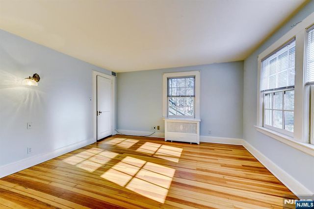 15 Overlook Road, Caldwell, NJ 07006