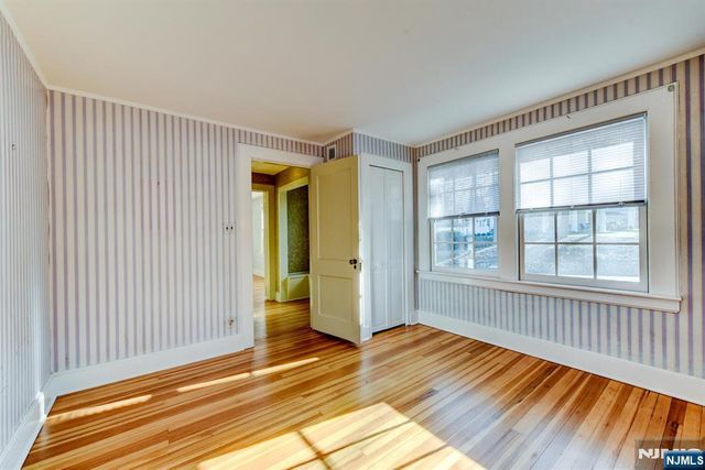 15 Overlook Road, Caldwell, NJ 07006