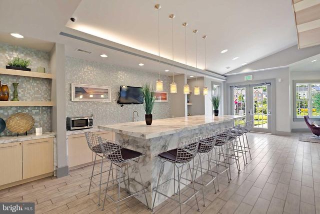 1038 PULTNEY LN, Glen Burnie, MD 21060