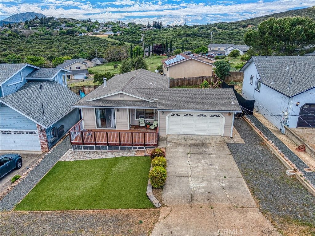 Image 2 of property listing at 9373 Fairway, Kelseyville, CA 95451