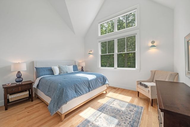 4 Talbot Lane, Reading, MA 01867