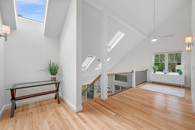 4 Talbot Lane, Reading, MA 01867