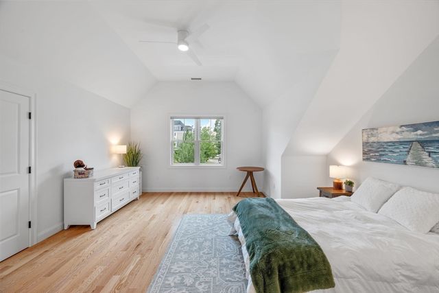 4 Talbot Lane, Reading, MA 01867
