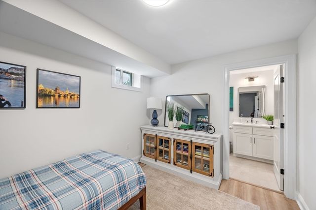 4 Talbot Lane, Reading, MA 01867