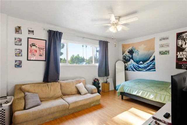 207 E Morningside Street, Long Beach, CA 90805