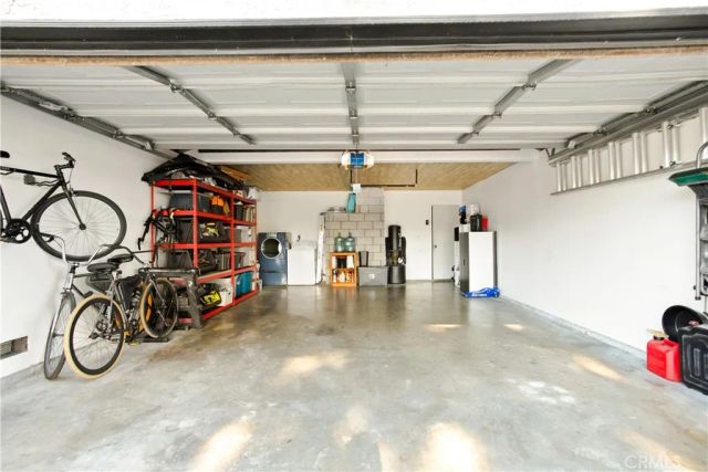 207 E Morningside Street, Long Beach, CA 90805