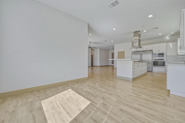 2446 Valverde Dr, Merced, CA 95340