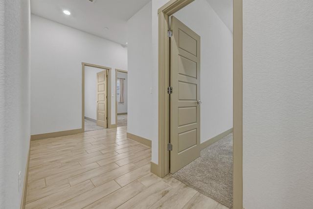 2446 Valverde Dr, Merced, CA 95340