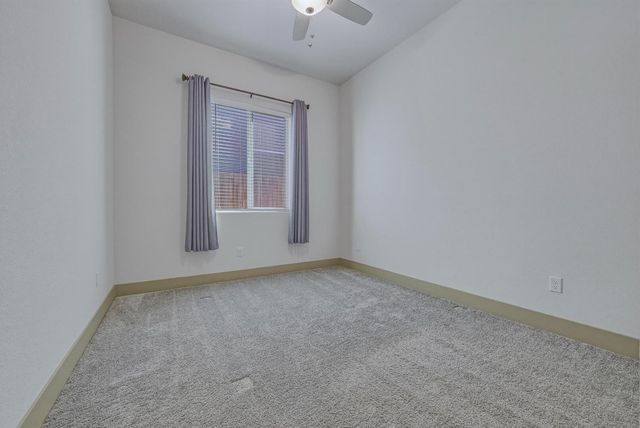 2446 Valverde Dr, Merced, CA 95340