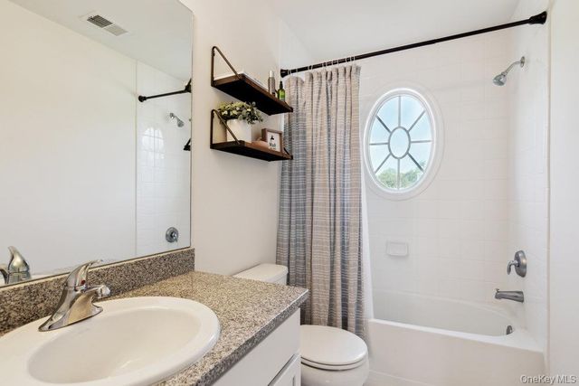 1 Willow Terrace, Coram, NY 11727