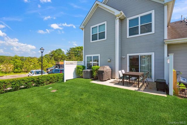 1 Willow Terrace, Coram, NY 11727