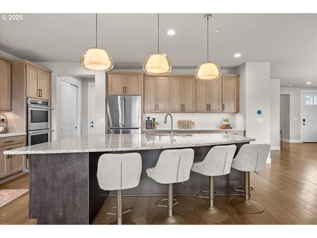 6114 Nw OLYMPIC St, Camas, WA 98607