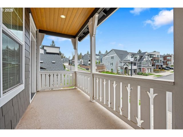 6114 Nw OLYMPIC St, Camas, WA 98607