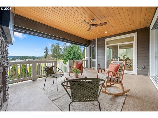 6114 Nw OLYMPIC St, Camas, WA 98607