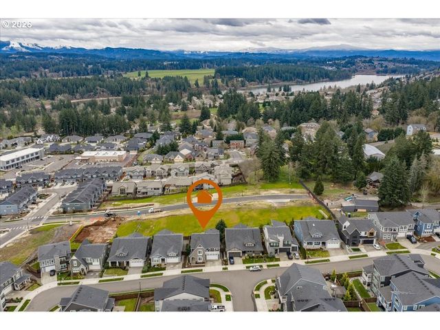 6114 Nw OLYMPIC St, Camas, WA 98607