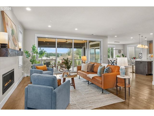 6114 Nw OLYMPIC St, Camas, WA 98607