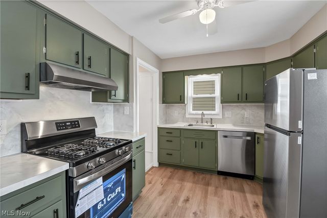 6207 Delora Avenue, Brooklyn, OH 44144