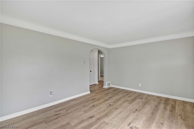6207 Delora Avenue, Brooklyn, OH 44144