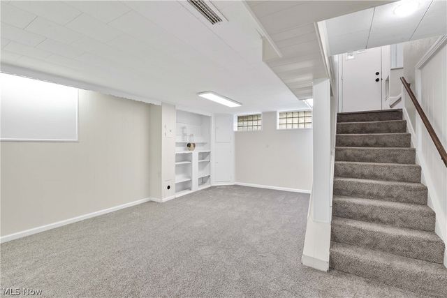 6207 Delora Avenue, Brooklyn, OH 44144