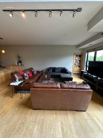 9 W Franklin Avenue 306, Minneapolis, MN 55404