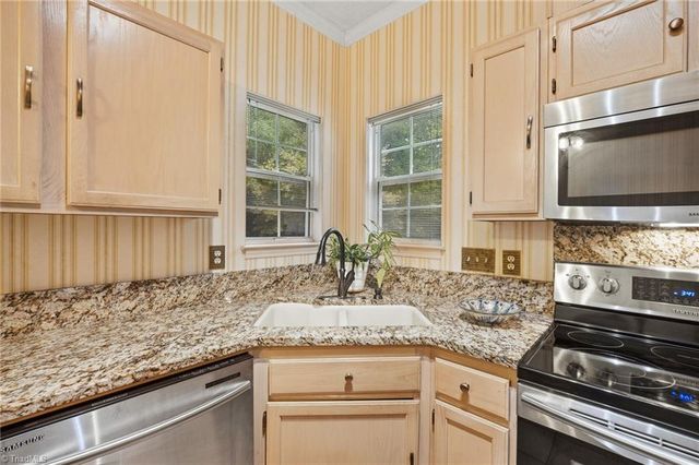 2849 Wynfield Crossing Lane, Winston-salem, NC 27103