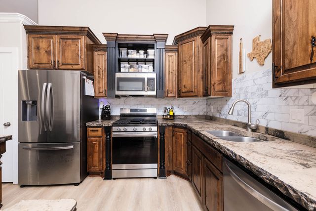 374 E 410 N, Annabella, UT 84711