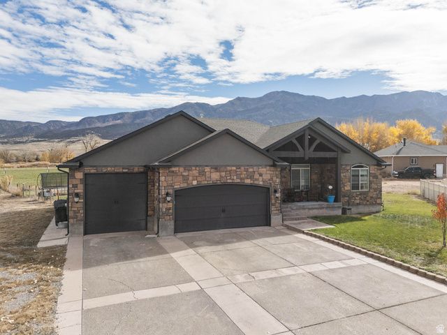 374 E 410 N, Annabella, UT 84711