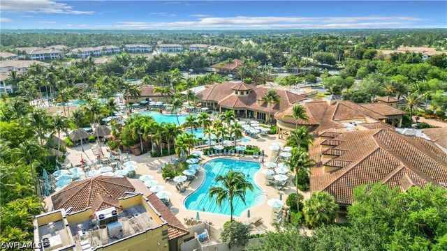 8452 Indian Wells WAY, Naples, FL 34113