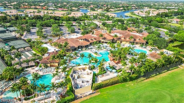 8452 Indian Wells WAY, Naples, FL 34113