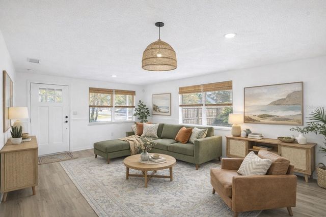 6150 101ST AVENUE N, Pinellas Park, FL 33782