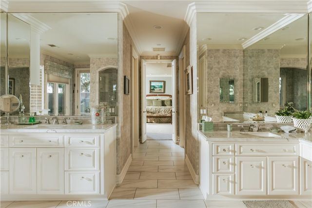 30 Burning Tree, Newport Beach, CA 92660