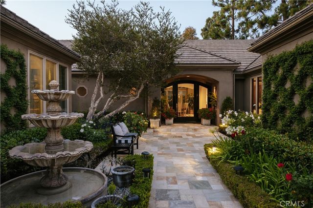 30 Burning Tree, Newport Beach, CA 92660
