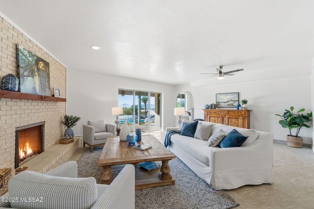 1136 E Deer Canyon Road, Tucson, AZ 85718