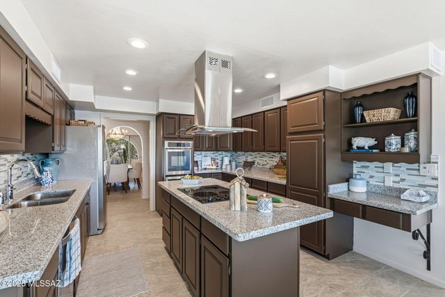 1136 E Deer Canyon Road, Tucson, AZ 85718