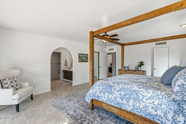 1136 E Deer Canyon Road, Tucson, AZ 85718