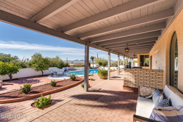 1136 E Deer Canyon Road, Tucson, AZ 85718