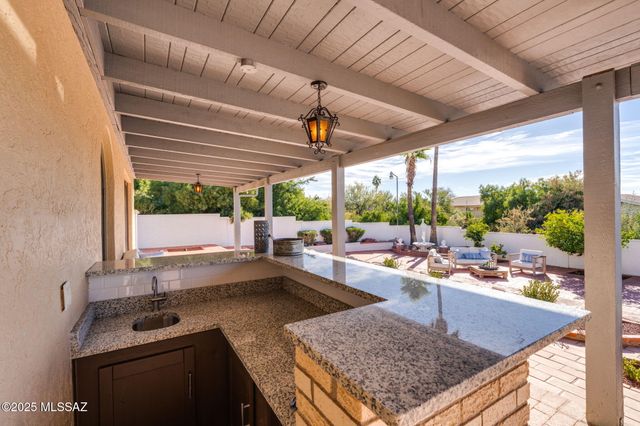 1136 E Deer Canyon Road, Tucson, AZ 85718