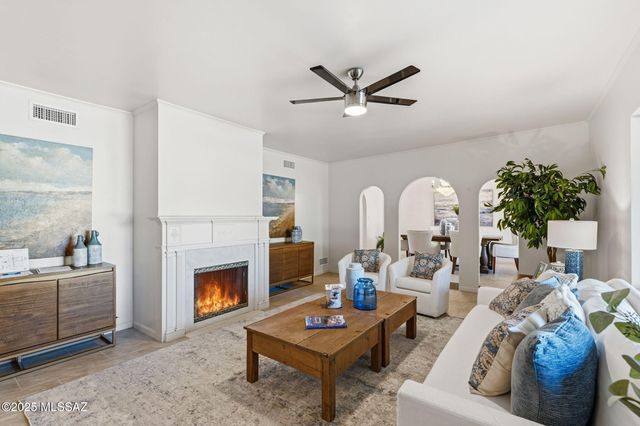 1136 E Deer Canyon Road, Tucson, AZ 85718