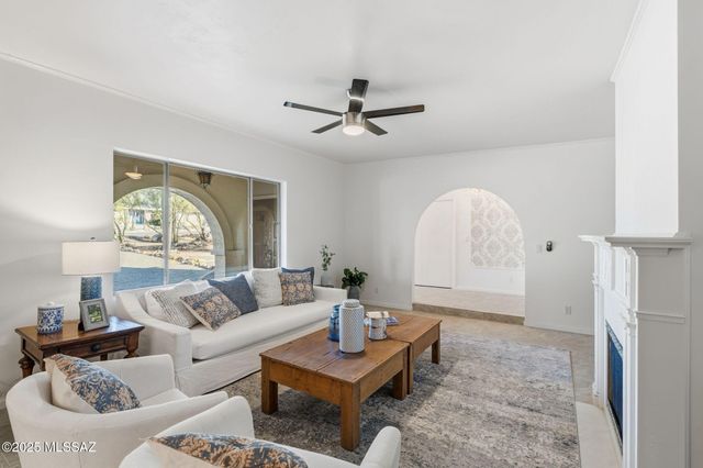 1136 E Deer Canyon Road, Tucson, AZ 85718