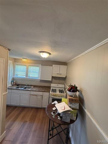 1215 Gruner Place, Pagedale, MO 63133