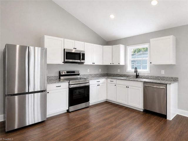 733 2nd Rainbow Street, Lexington, NC 27295