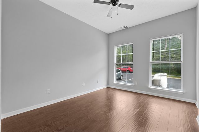 907 Churchill Xing Unit 907, Madison, TN 37115