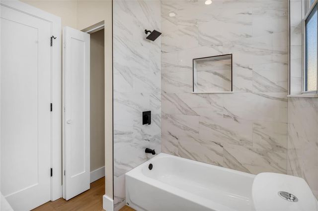 1807 W CLUSTER AVENUE, Tampa, FL 33604