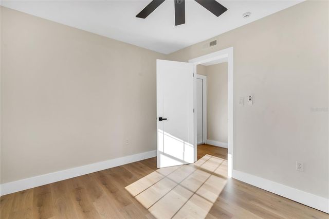 1807 W CLUSTER AVENUE, Tampa, FL 33604