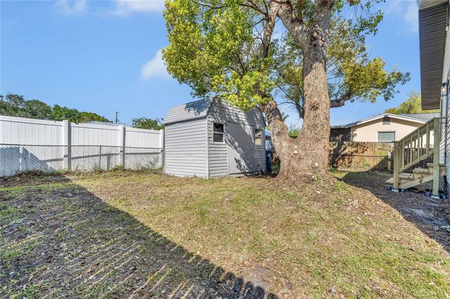 1807 W CLUSTER AVENUE, Tampa, FL 33604