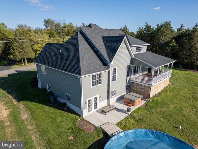 395 MASON FARM DR, Kearneysville, WV 25430