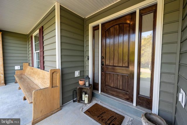 395 MASON FARM DR, Kearneysville, WV 25430