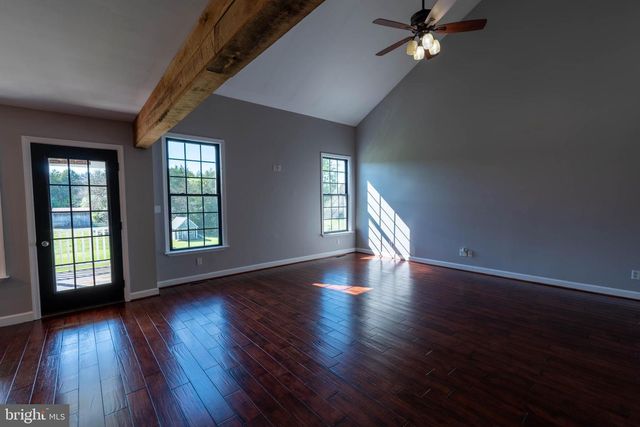 395 MASON FARM DR, Kearneysville, WV 25430