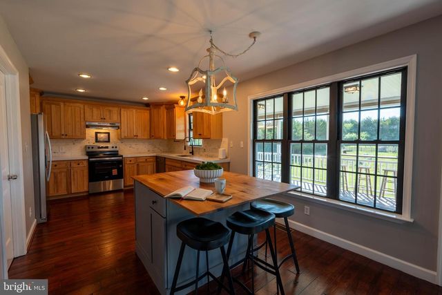 395 MASON FARM DR, Kearneysville, WV 25430