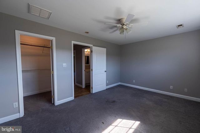 395 MASON FARM DR, Kearneysville, WV 25430